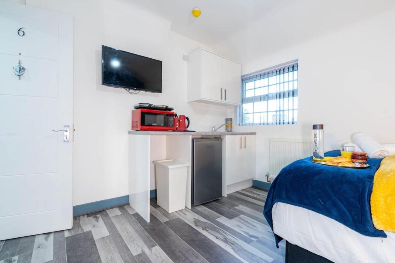 Trendy Studio In Vibrant West Midlands Apartment Birmingham Exterior foto